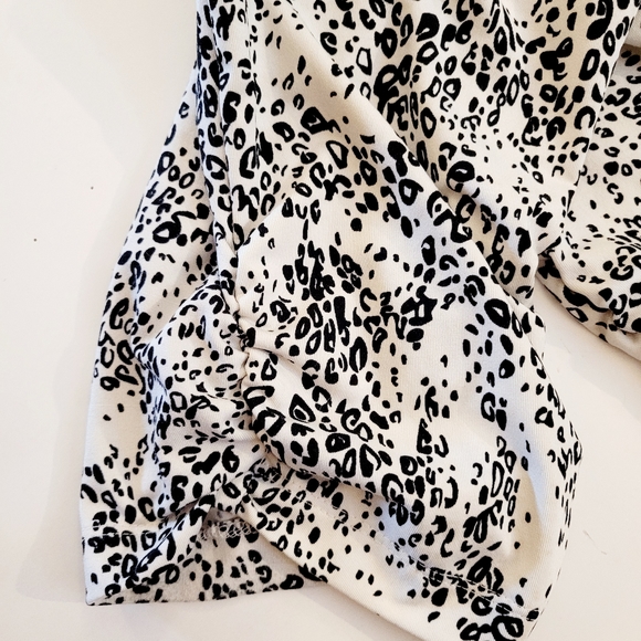 NWOT Joggers - Picture 7 of 10